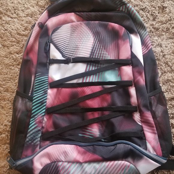 Under armour backpack with tags - Picture 2 of 2